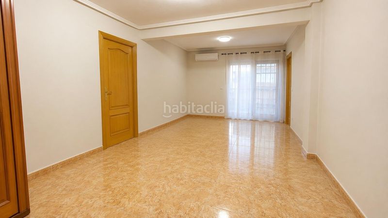 Foto a6e10076-4bec-4537-92be-849187519ec0. Àtic a Massamagrell