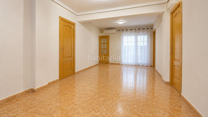 Foto c3035ad7-54f0-49c2-ba68-419c9e3dd3dc. Àtic a Massamagrell
