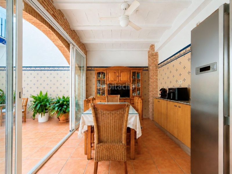 Foto f01e128b-48ce-4323-8abd-a7da30d37d2d. Casa amb aparcament a Zona Alta Puçol