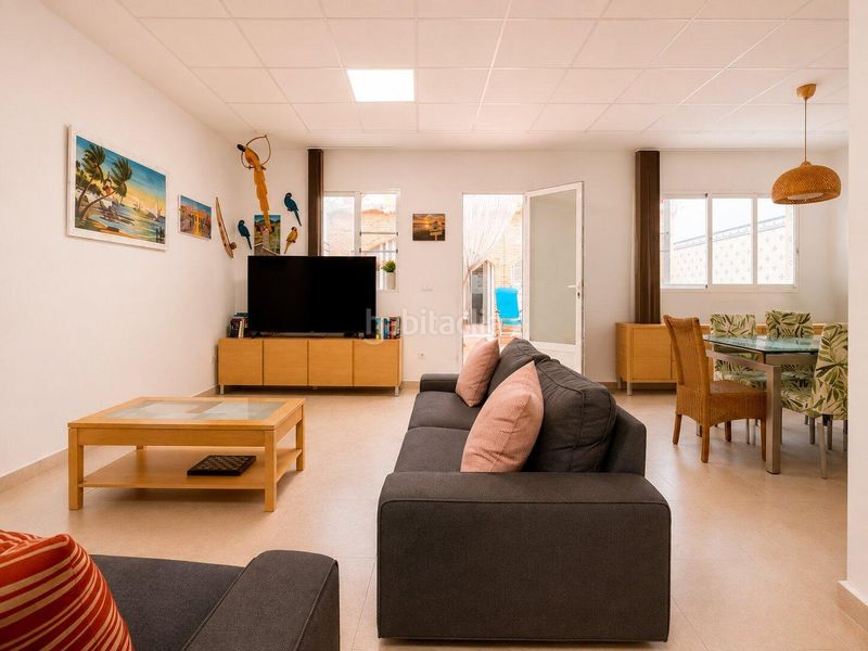 Foto f56b7914-c64a-46b0-9796-15d1a634857b. Casa amb aparcament a Zona Alta Puçol