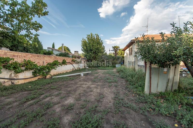 Foto 4083779c-6ac0-43b3-94af-f13c37c46d95. Masía casa independiente con terreno en Marcilla