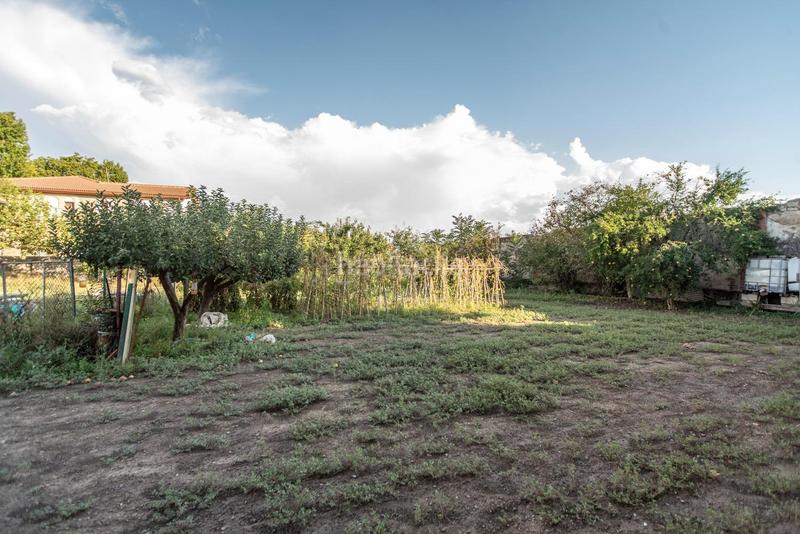 Foto b0ac9bb9-7865-4588-bf32-84ffcb461a6d. Masía casa independiente con terreno en Marcilla