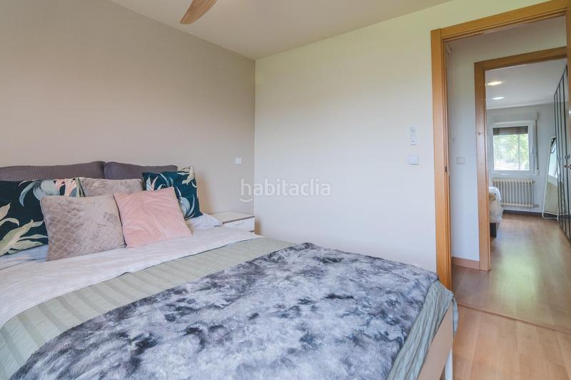Foto 4a1aeb8b-7217-41ca-8ff2-4b2fe47cc256. Casa adossada amb calefacció aparcament a Orcoyen