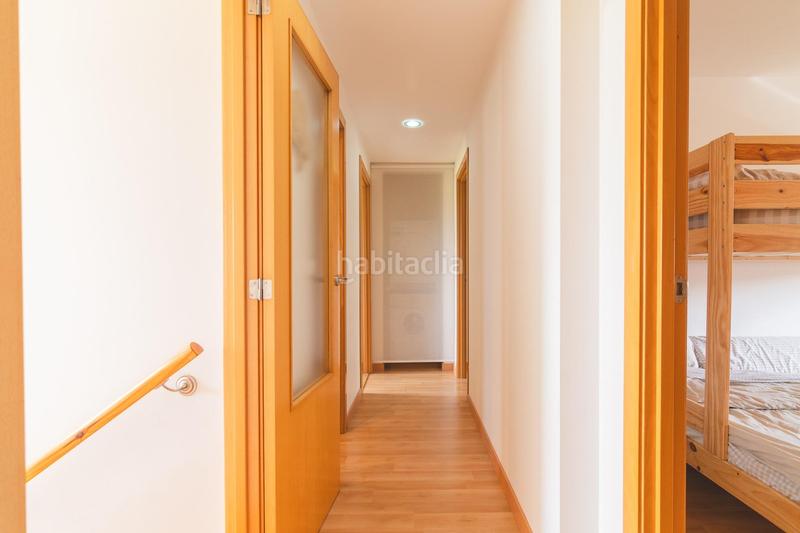 Foto b0e0039a-e6b7-4fd2-ba50-c0e4cd201c6e. Casa adossada amb calefacció aparcament a Orcoyen