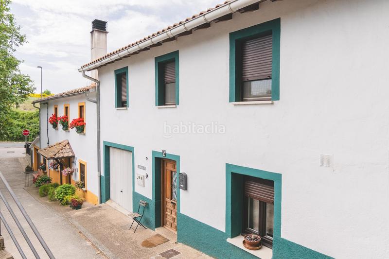 Foto c5097dc1-f2c5-4ca9-b931-9486b9e7e2f4. Casa adossada amb calefacció aparcament a Orcoyen