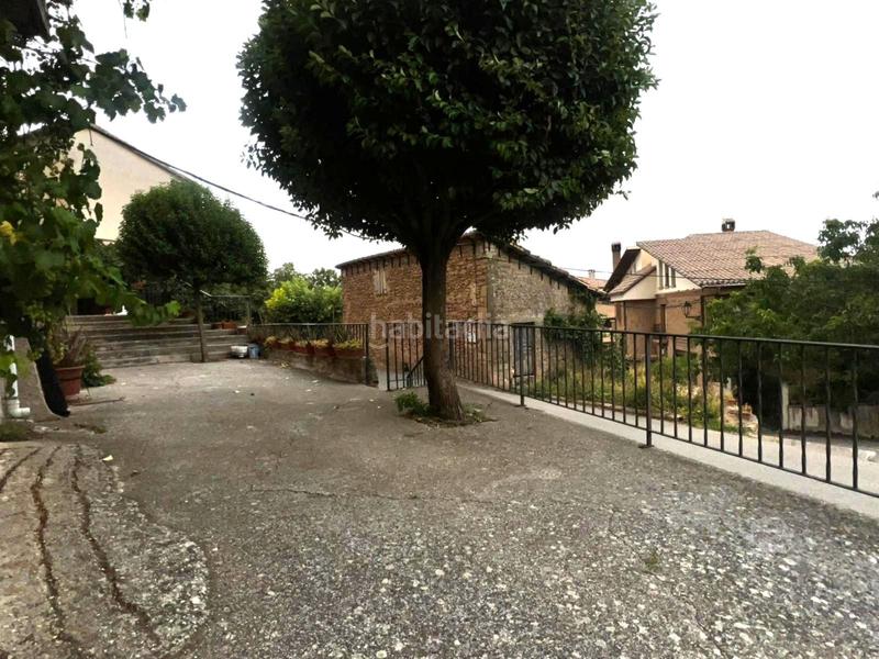 Foto 4d4a6c28-a6db-4a0e-960a-7c7c84ba9e1c. Casa adossada amb aparcament a Cirauqui