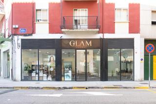 Local commercial  Calle de lapurbide. Oportunidad única local con negocio de peluquería en pleno funci