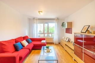 Piso  Paseo de la merindad de tudela. Vivienda de 2 habitaciones con garaje y trastero en una de las m