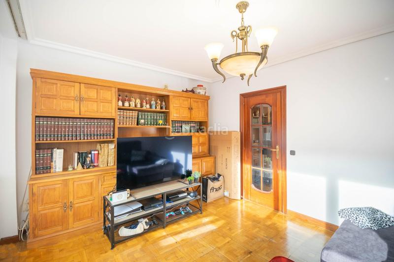 Foto 1eae0b89-a220-4174-9007-4d93d7e5bef8. Flat with heating in San Juan Pamplona / Iruña