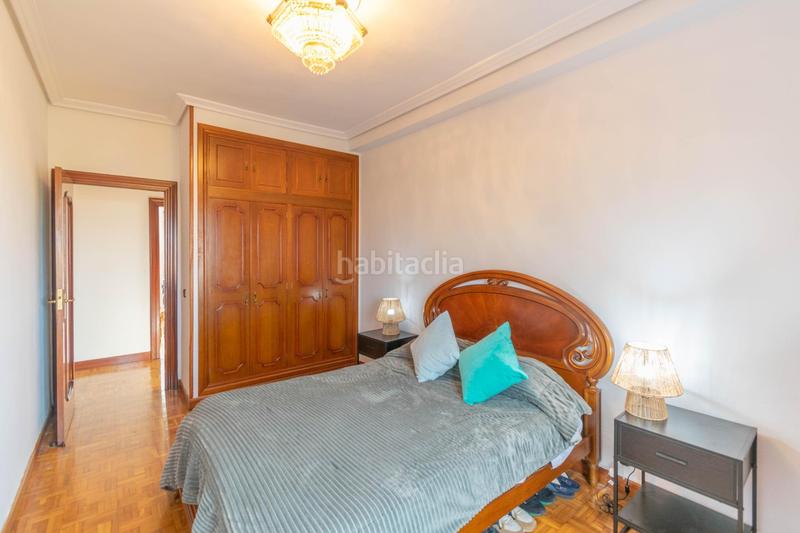 Foto 4cf32fc4-5468-49fc-a1e6-db55ec3f525a. Flat with heating in San Juan Pamplona / Iruña