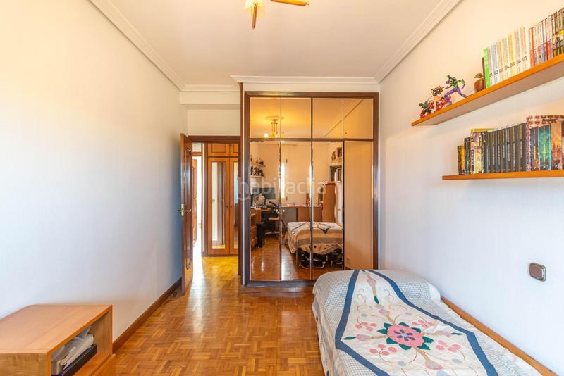 Foto 5c47389f-3bce-4ef0-bb24-d01c91e72964. Flat with heating in San Juan Pamplona / Iruña