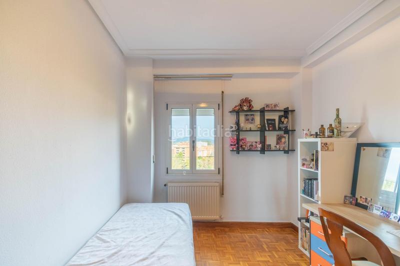 Foto 5cf1eab5-c217-4b0c-85e8-f9d058676a87. Flat with heating in San Juan Pamplona / Iruña