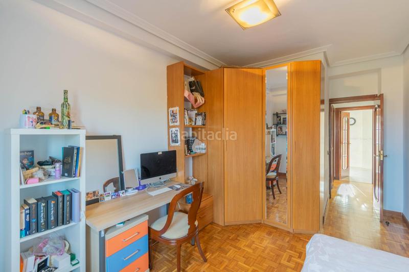 Foto 8882b7e3-2e9b-4ee6-b444-9f515bebed30. Flat with heating in San Juan Pamplona / Iruña