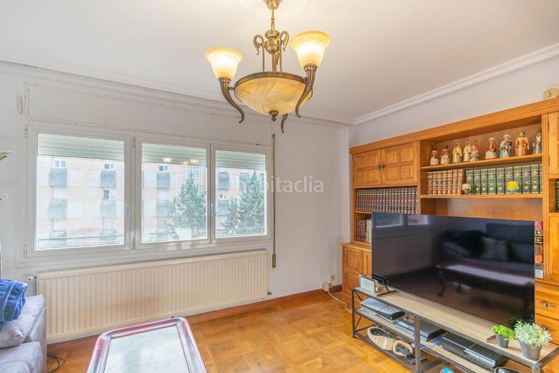 Foto 8f12cc64-bb55-4d9a-a751-147f9064395d. Flat with heating in San Juan Pamplona / Iruña