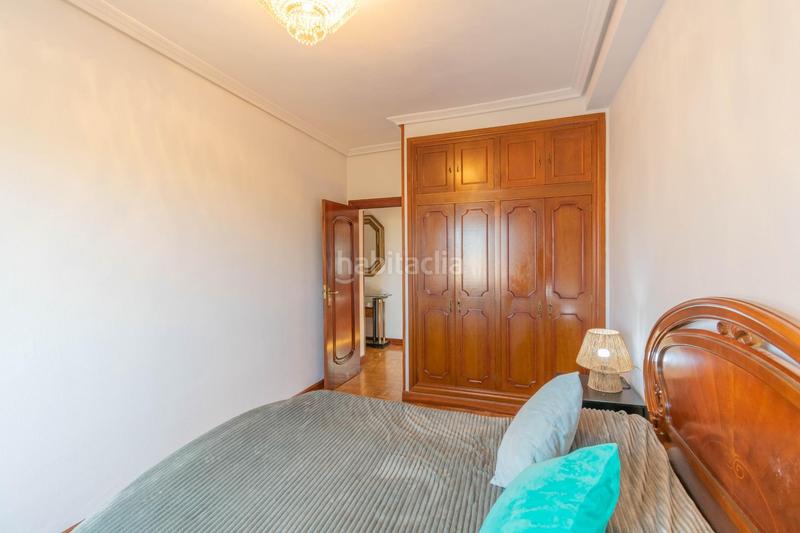 Foto db979e3f-d6db-4bfd-be94-b8f5686e163b. Flat with heating in San Juan Pamplona / Iruña