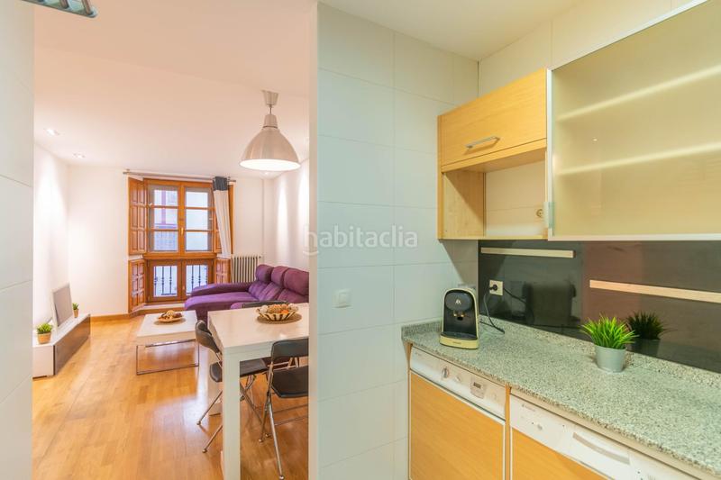 Foto b960fbc4-c252-40b8-a76e-ae5940ccac16. Pis amb calefacció a Casco Antiguo Pamplona / Iruña