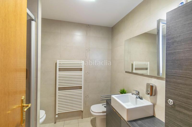 Foto df4ae5a9-d08b-4931-84a3-18767236d45a. Pis amb calefacció a Casco Antiguo Pamplona / Iruña