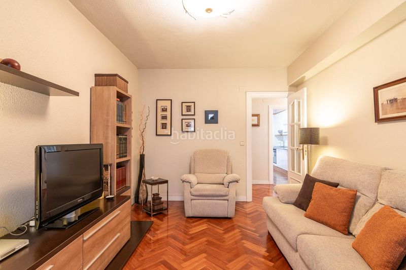 Foto edbb121e-b7d0-40db-bbd1-bab89257c387. Pis a Milagrosa Pamplona / Iruña