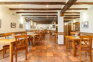 Edifici  Calle de santa maría. Hotel rural con encanto en el corazón del pirineo navarro, junto