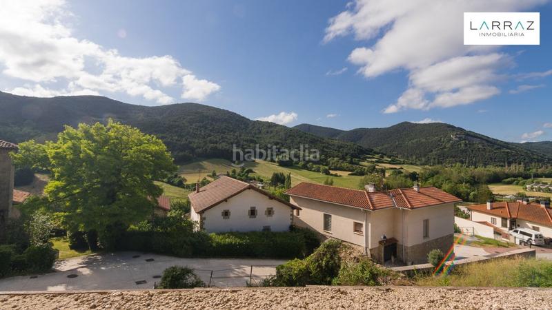 Foto e4b581fc-0f42-454e-9169-bb2a41ce121d. Casa  de pueblo con estructura reformada en Esteribar