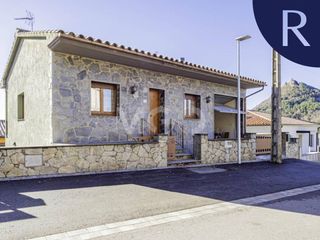 Haus  Calle gumbau besora. Casa en venta en santa maria de besora