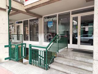 Business premise in Bisbe morgades 46. Local en venda a vic