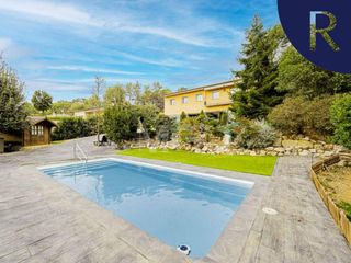 Casa  Calle àngel guimerà. Casa en venta en seva