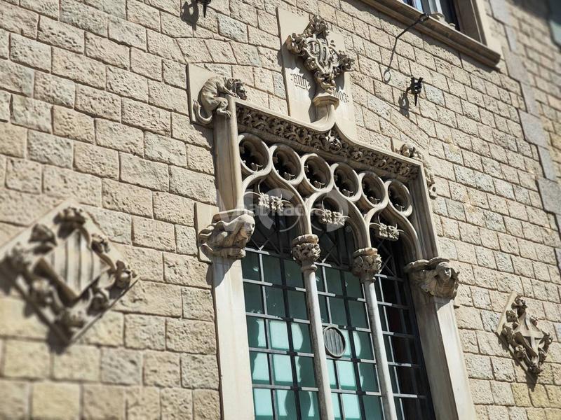 Foto 197bc7cf-71c0-4670-acd6-fe68dc8082c8. Rent business premise in hospital 13 in Centre Vic