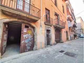 Location Local commercial à Call nou 6. Lloguer local al centre de vic