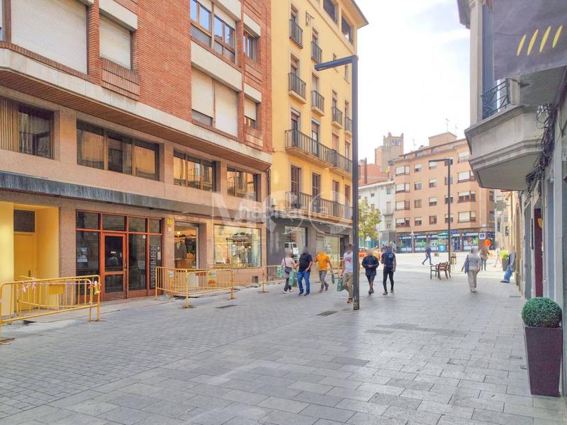 Foto c36abf89-14cf-4834-81ca-df6e9149b3e1. Affitto locale commerciale in manlleu 7 in Centre Vic