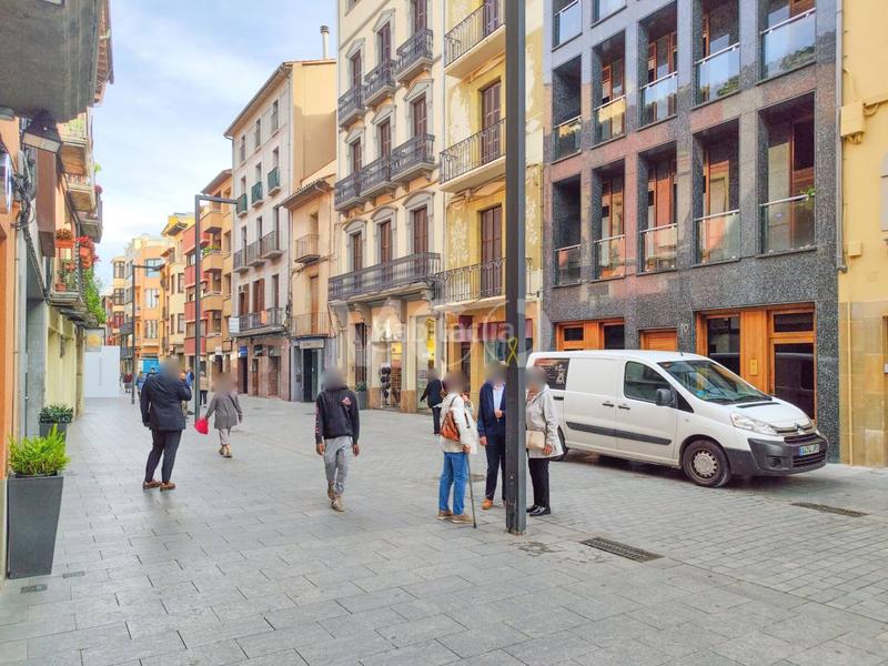 Foto 7c27d48d-6246-431b-9c2c-c68d427cd4c4. Rent business premise in manlleu 7 in Centre Vic