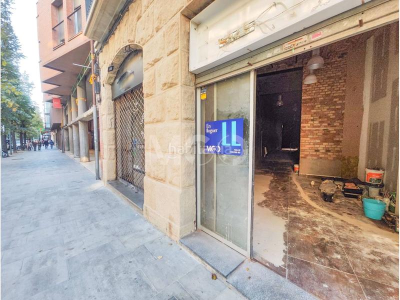 Foto 5c910163-3e93-4d0e-b821-cb37143557c9. Alquiler local comercial en jacint verdaguer 31 local de lloguer al Centre en Vic