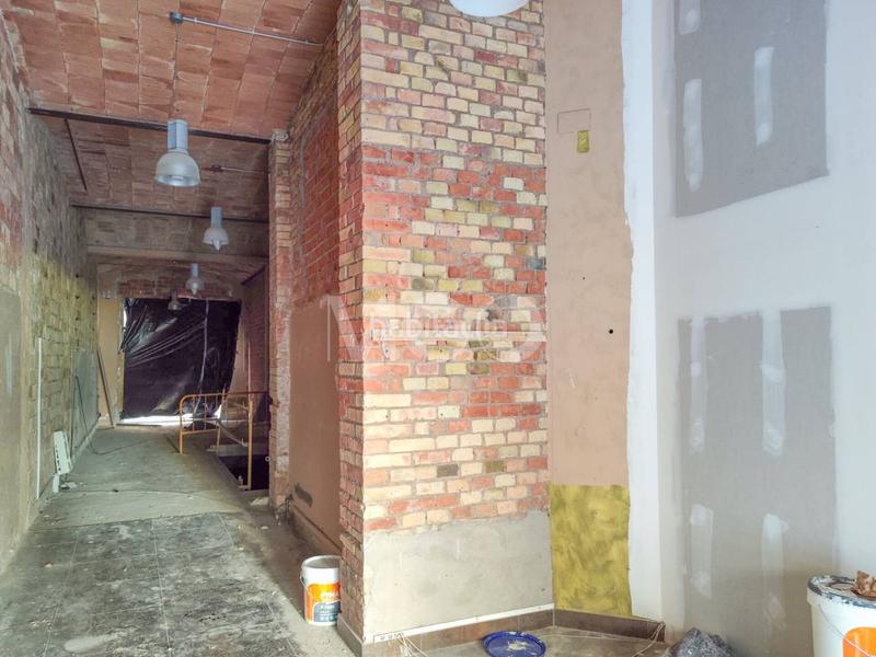 Foto 639f20b1-d602-46ea-aee0-9eda2a333032. Rent business premise in jacint verdaguer 31 in Centre Vic