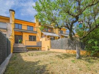 Casa  N´anna xica. Casa en venta en sant julià de vilatorta