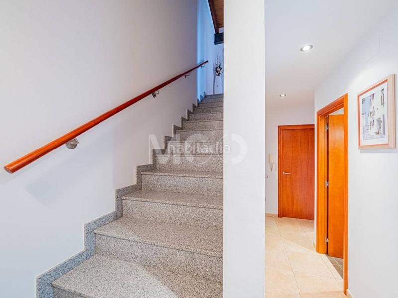 Foto 040f7d23-ddd5-4f2f-837b-70b30b0fd412. Casa amb calefacció aparcament a Estadi-Santa Anna Vic