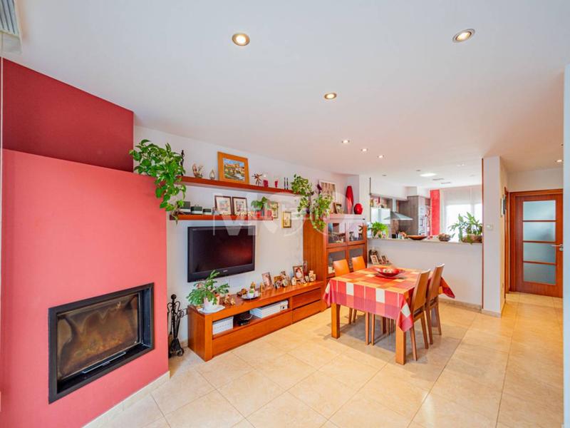 Foto 425e2e31-1417-4d21-b34a-05e590a6b53d. Casa amb calefacció aparcament a Estadi-Santa Anna Vic