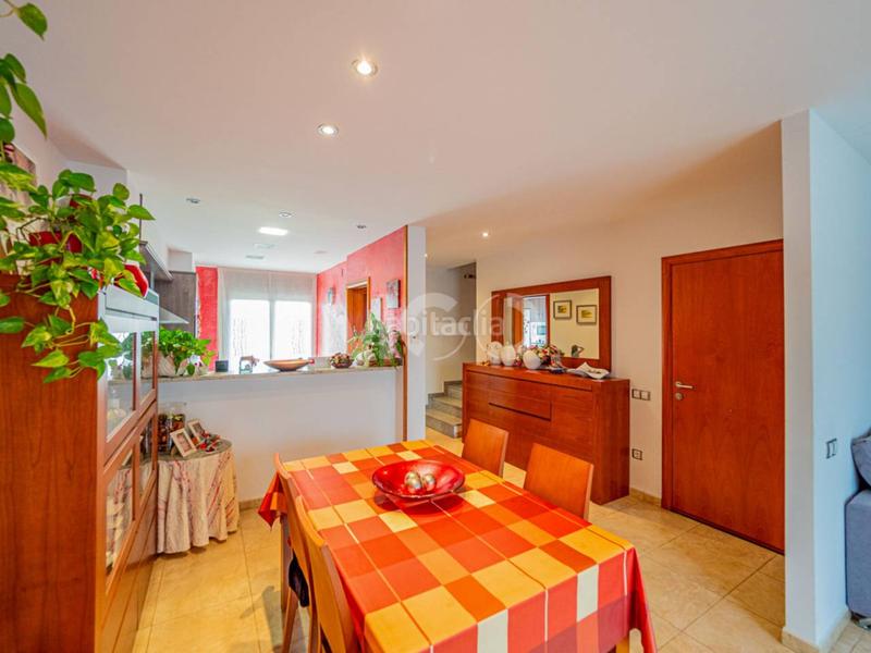 Foto 79de8e61-c6f9-460b-9eeb-01190b3ced2d. Casa amb calefacció aparcament a Estadi-Santa Anna Vic