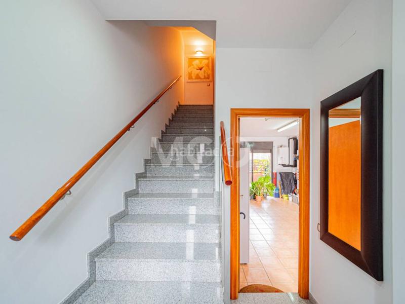 Foto aabec798-23f3-454c-bbf4-49b8418c6046. Casa amb calefacció aparcament a Estadi-Santa Anna Vic