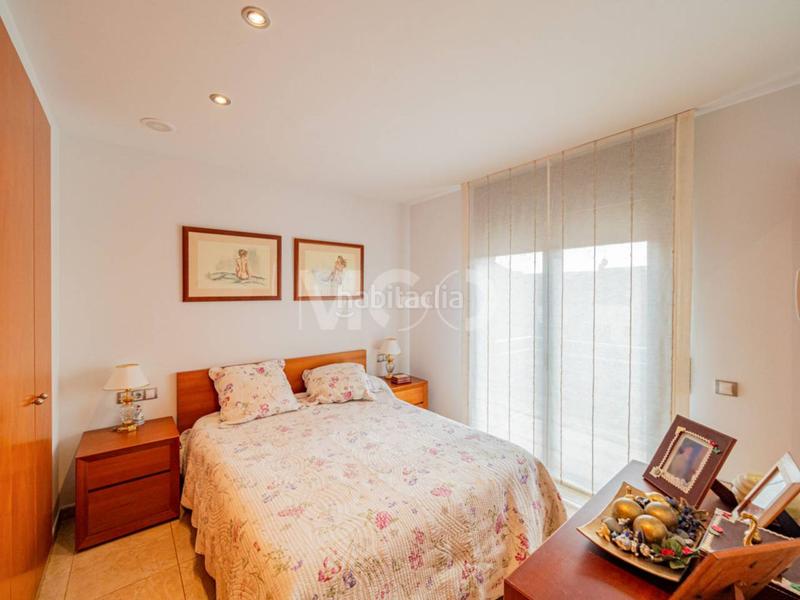 Foto dd488906-e57a-4730-ba44-f7b5a48e1a85. Casa amb calefacció aparcament a Estadi-Santa Anna Vic