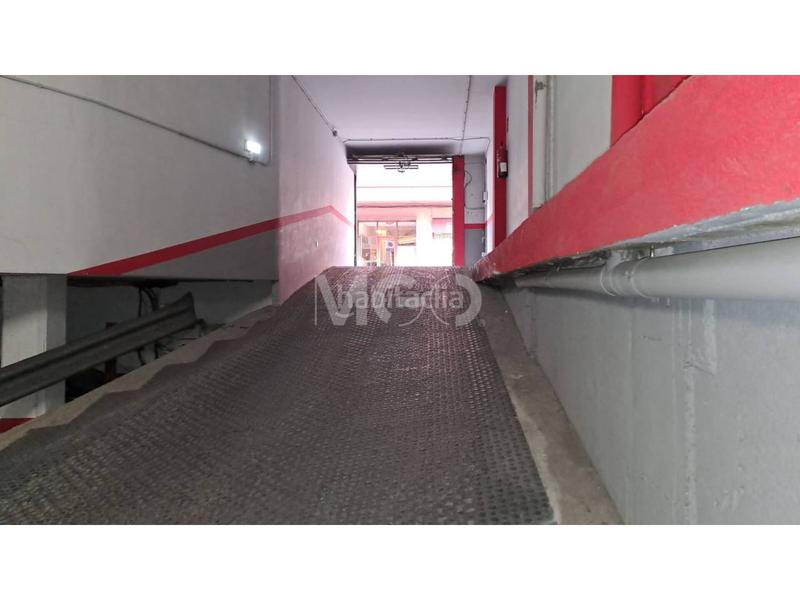 Foto ac418a48-641a-4676-921c-cc36310b1194. Posto auto in bisbe morgades 43 in Nord Vic