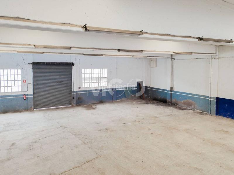 Foto ac2a7493-cdcf-419d-ac32-f437f9825674. Lloguer nau industrial a calle narcís monturiol 4 a Gurb