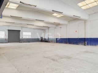 Rent Industrial building in Narcís monturiol 4. Nau de lloguer a gurb
