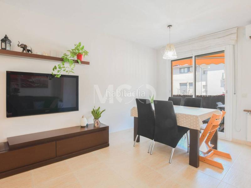 Foto 89be864d-a82d-4135-ae05-d61b3a9f919c. Piso  en venta en caputxinssanta clarahospital en Vic