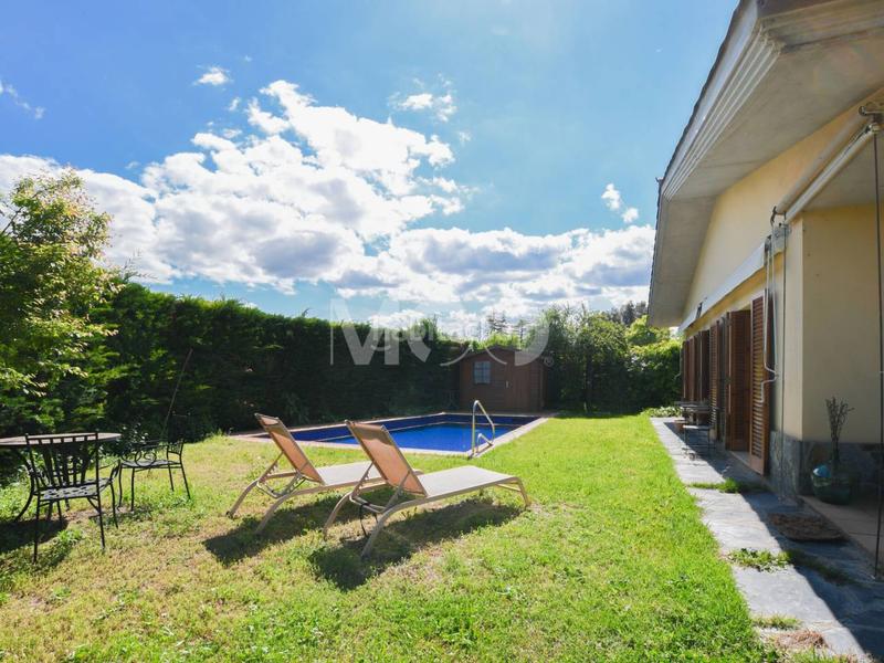 Foto 2322702e-743b-4c15-bfbd-a970d0584c32. Casa amb calefacció aparcament piscina a Gurb