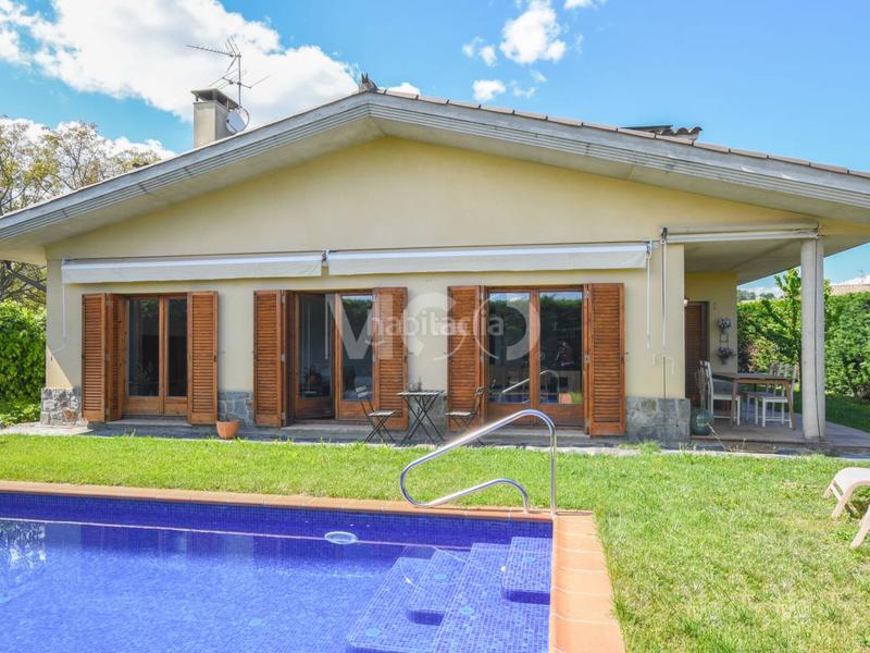 Foto 8de513aa-1314-4f91-aa51-1b5f772e4b0a. Casa amb calefacció aparcament piscina a Gurb