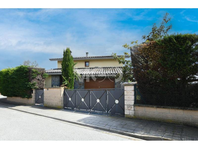 Foto 91e584c1-23bf-4b99-aa9b-5ae280a43539. Casa amb calefacció aparcament piscina a Gurb