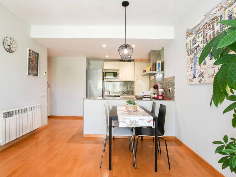 Foto 4bc893e7-395b-40a7-9984-827e7b3e5641. Appartamento con riscaldamento parcheggio in Centre Vic