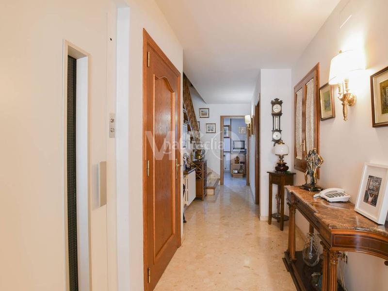 Foto 3cd9ab5b-c485-49ec-b6e0-96ffc8375442. Casa con riscaldamento parcheggio in Estadi-Santa Anna Vic