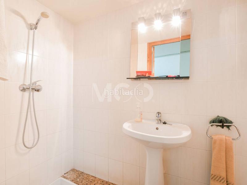 Foto 596ad474-13a8-4532-b99f-aa5e35805b08. Casa con riscaldamento parcheggio in Estadi-Santa Anna Vic