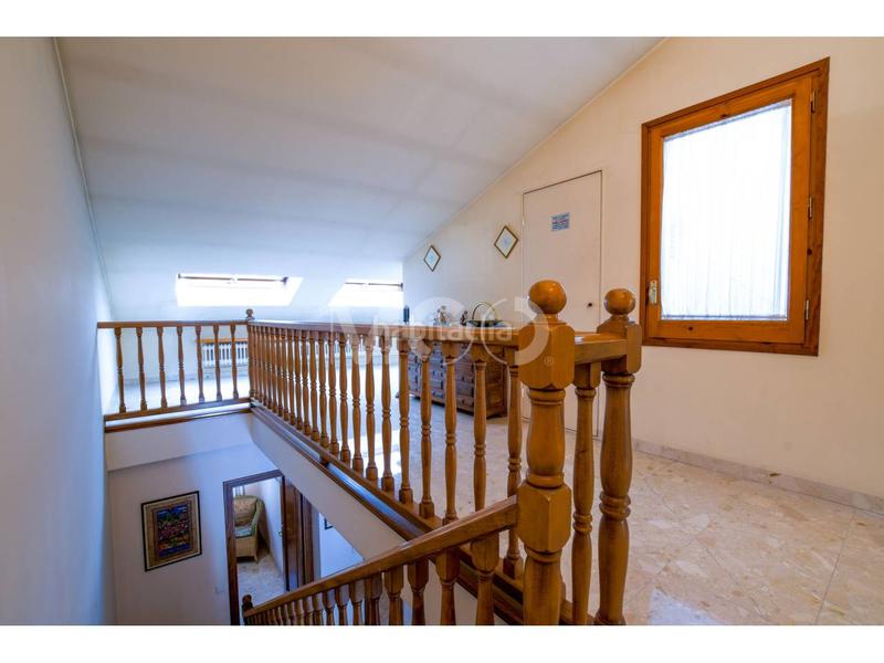 Foto 71b345d3-58a5-40e2-80d8-7aa4f525eec0. Casa con riscaldamento parcheggio in Estadi-Santa Anna Vic